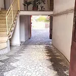 Apartman La Rosa House *
