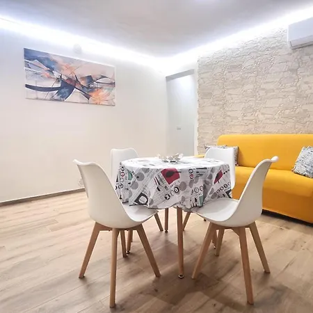 La Rosa House